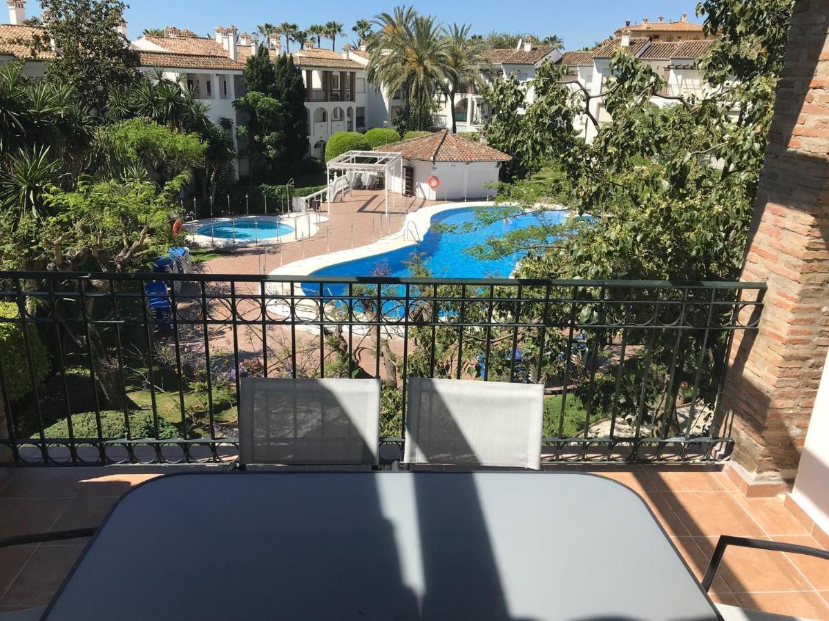 Marbella - Estepona Beach Frontline Apartment Exterior photo